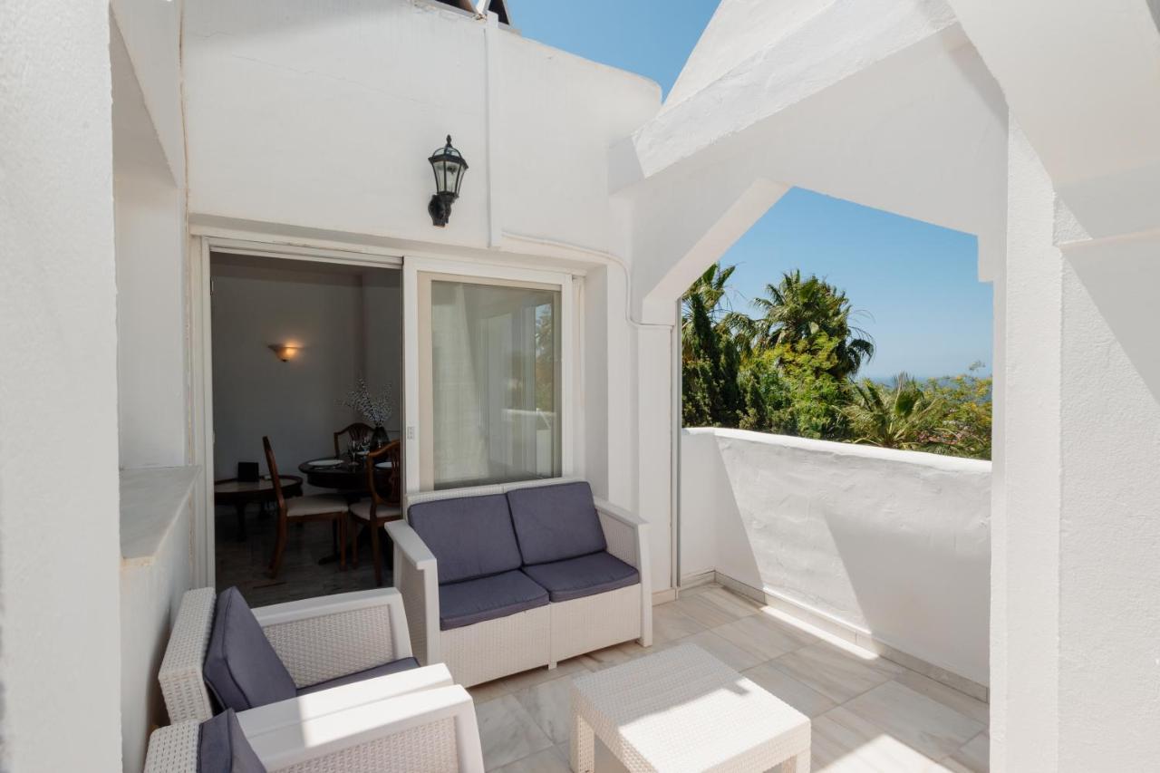 Apartment, Close To The And Sea Views, In
