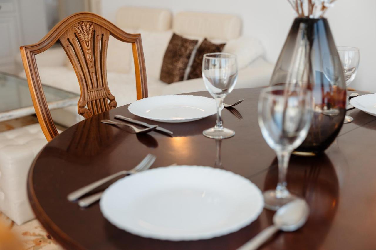 Apartment, Close To The And Sea Views, In Apartamento Marbella