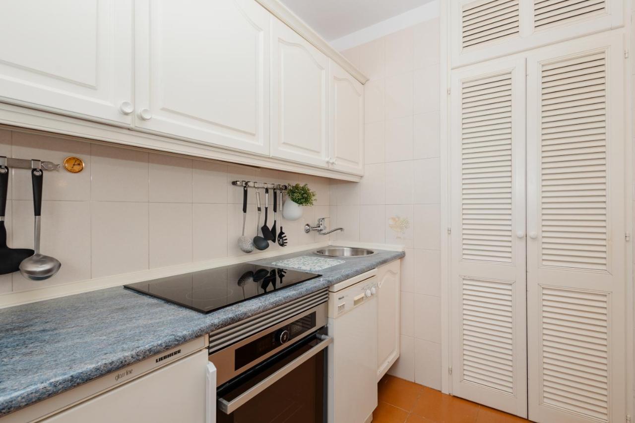 Apartment, Close To The And Sea Views, In Apartamento